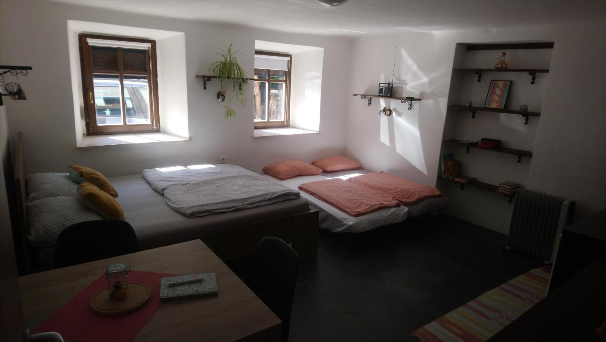 Apartment Slovan Skofja Loka Ngoại thất bức ảnh